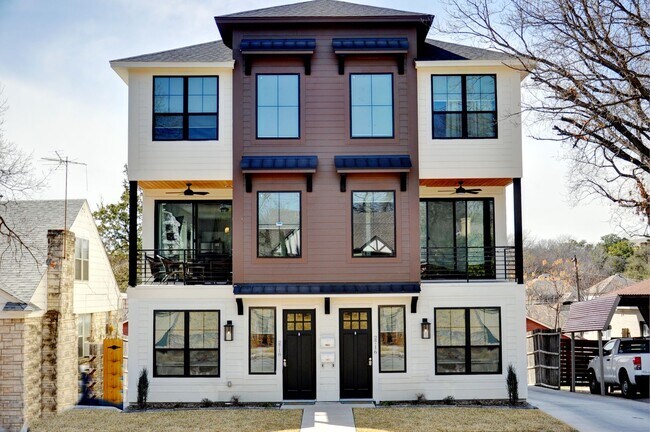 Building Photo - 2718 Forest Park Blvd