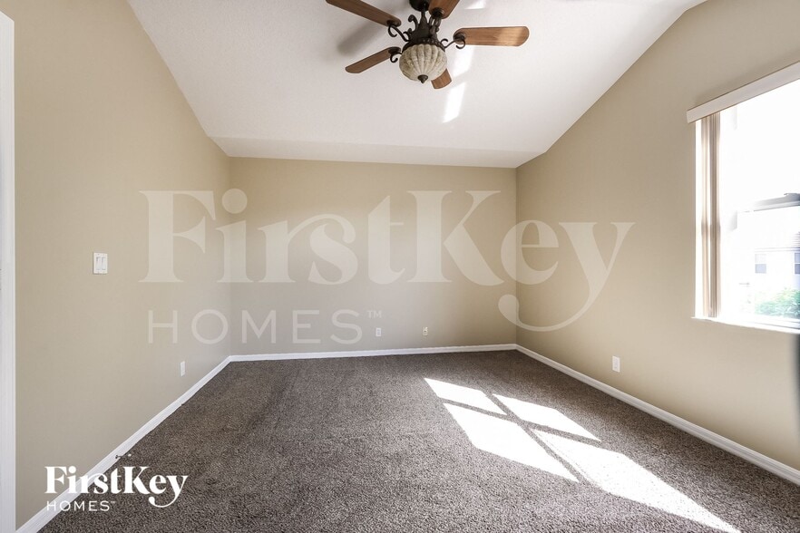 Building Photo - 7634 Trenton Dr