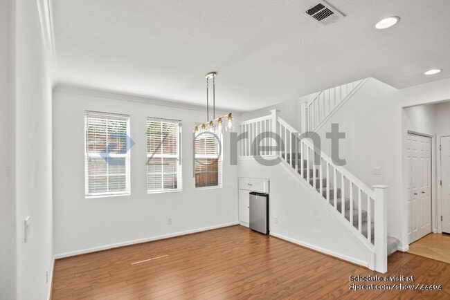 Building Photo - 3106 Snowdrop Cir
