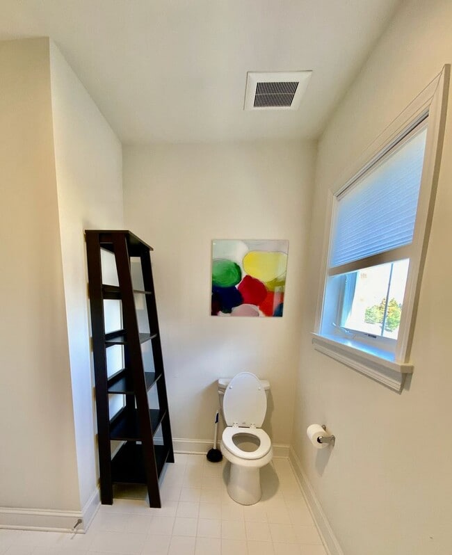 Building Photo - SIENA Place/PACKER PARK CORNER 4 Bedroom/2...