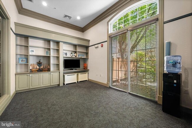 Building Photo - 556 Rhapsody Ct