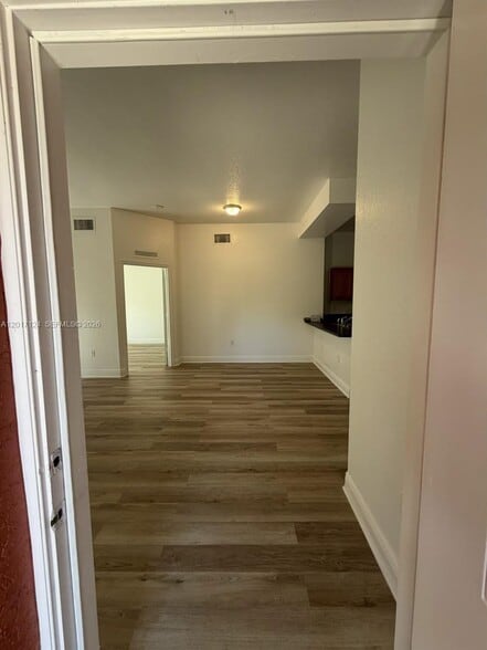 Building Photo - 3335 Palomino Dr