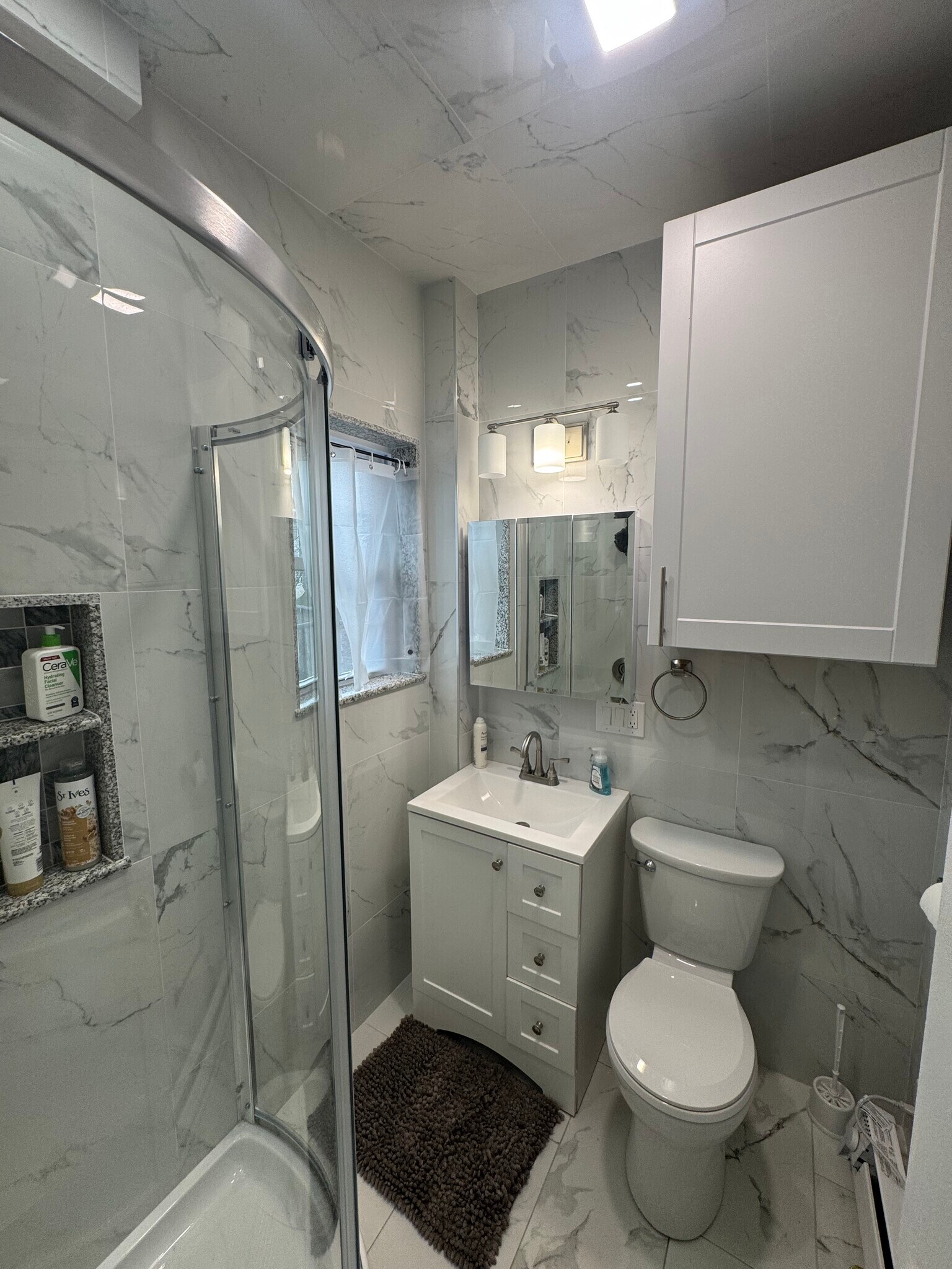 Building Photo - 71 Fairbanks St