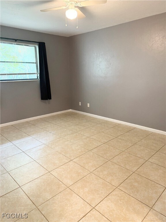 Building Photo - 28100 Pine Haven Way