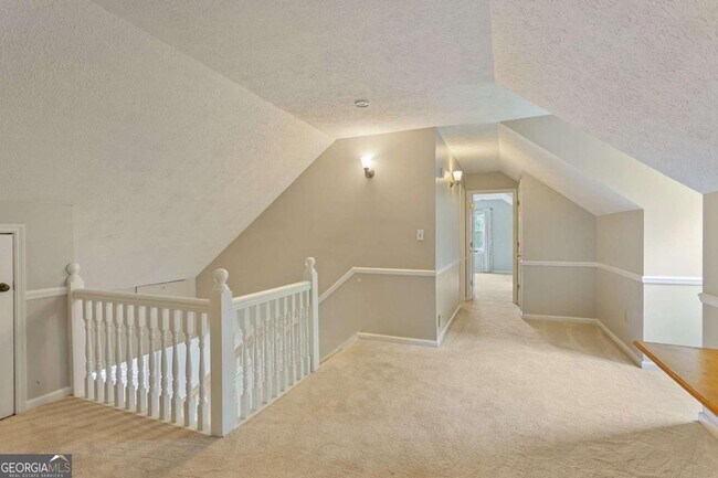 Building Photo - 1375 Mosswood Ln SE