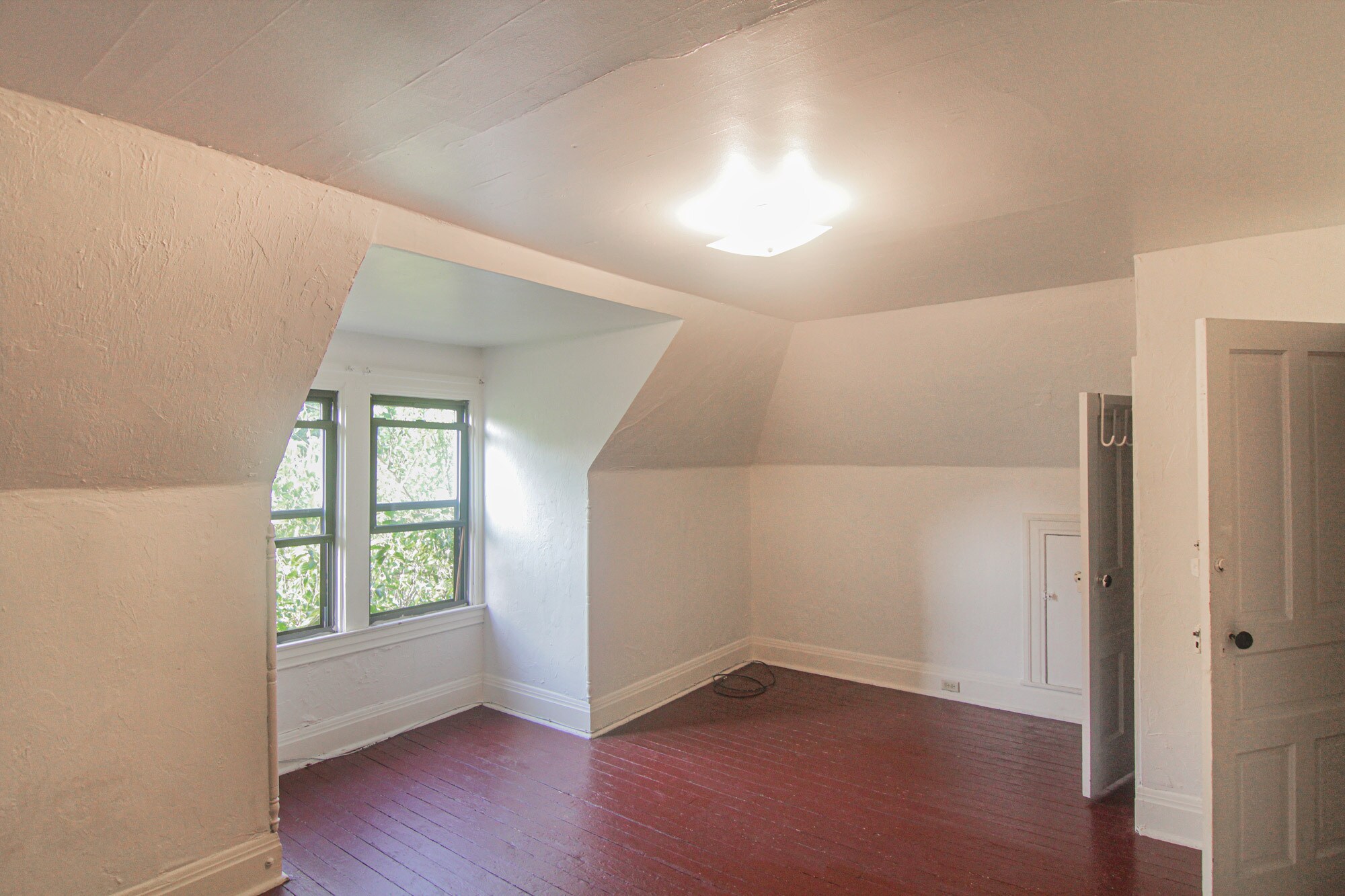 Building Photo - 428 Biddle Ave