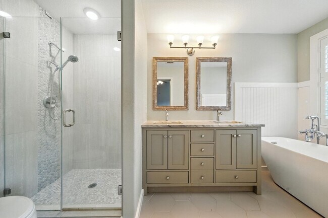 Building Photo - 13600 Breton Ridge St