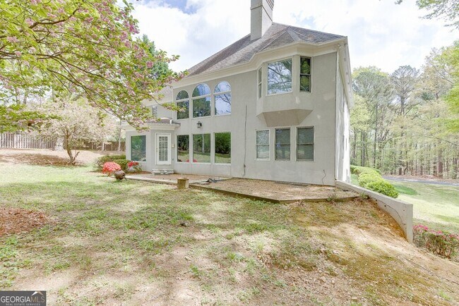 Building Photo - 9345 Riverclub Pkwy