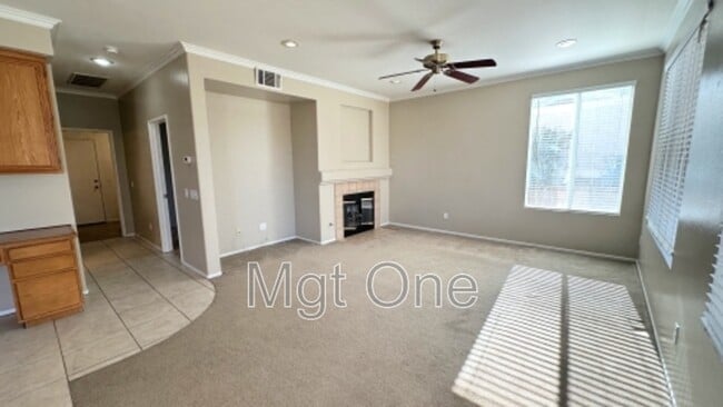 Building Photo - 8431 Newburgh St