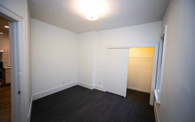 Bedroom #1 - 1512 N Jackson St