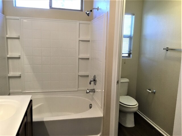 Building Photo - 3469 Chelsea Grove St