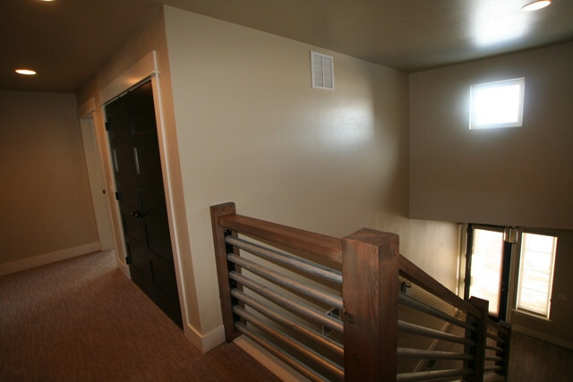 Building Photo - Leeward Court