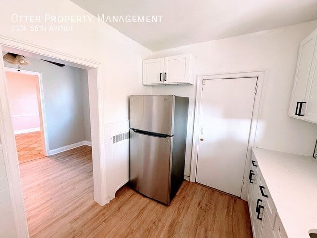 Building Photo - 1504 66th Ave