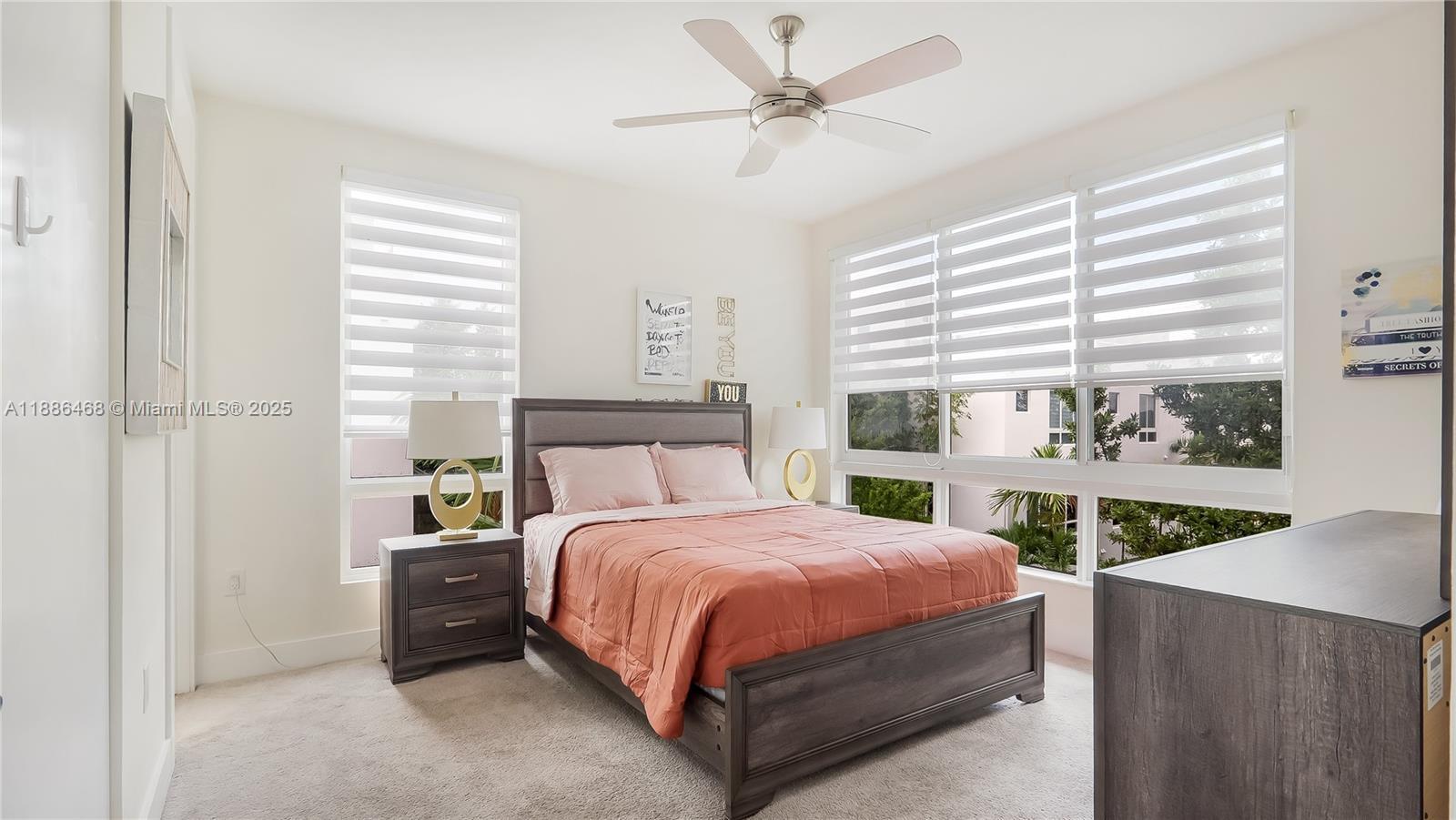 Building Photo - 6611 NW 105th Pl