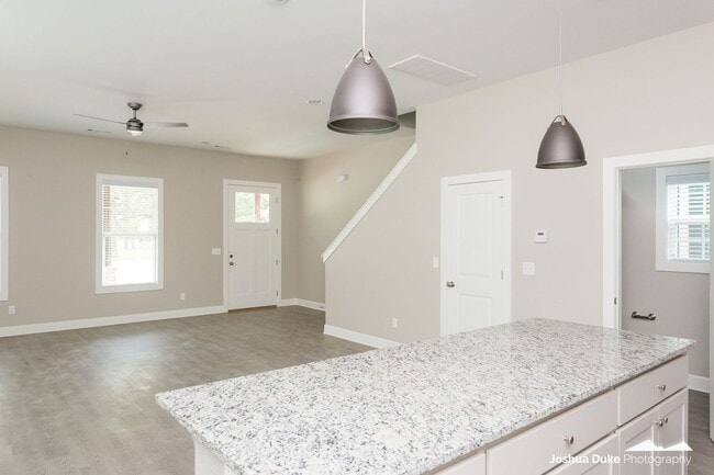 Building Photo - 4 Bedroom 4.5 Bathroom New Home!! Now offering 1st months rent paid now til July 2026