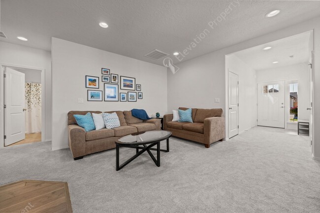 Building Photo - 2023 Hayden 3BR-2BA townhome in Redmond's ...