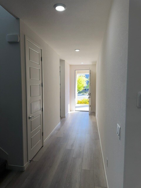 Building Photo - Gorgeous Lathrop 4 Bedroom 3 Bathroom plus a loft area home
