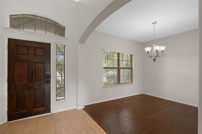 Building Photo - 114 E Lasting Spring Cir