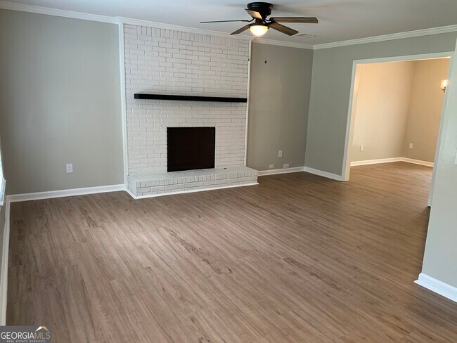Building Photo - 5234 Wexford Ln