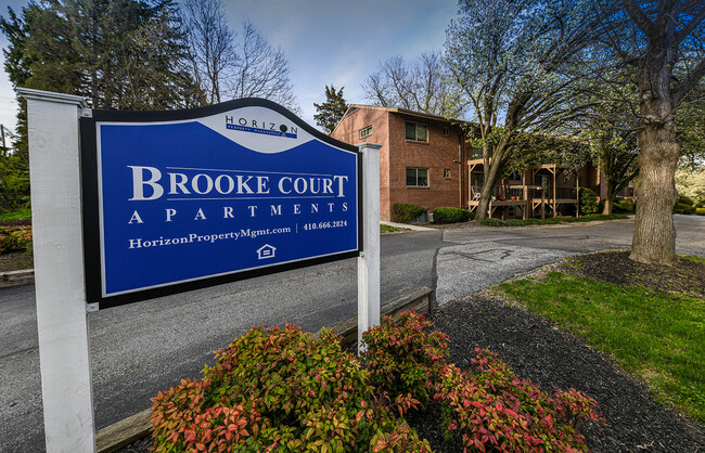 Primary Photo - Brooke Court Apartments
