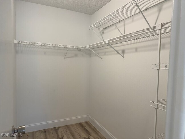 Building Photo - 108 Santa Clara Dr