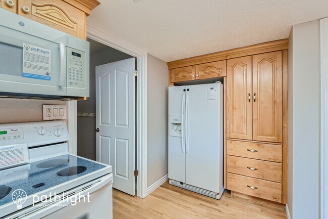 Building Photo - 5539 Danube Circle