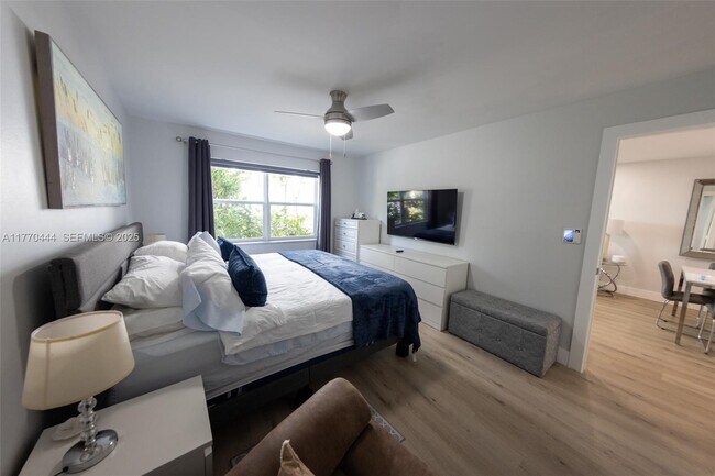 Building Photo - 1501 S Ocean Blvd