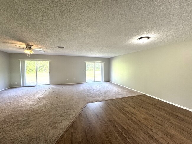 Building Photo - 5225 Wildflower Rd
