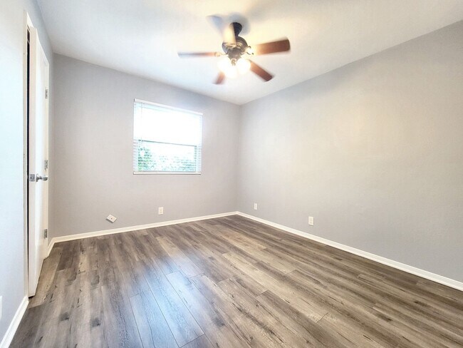 Building Photo - 4431 Whispering Valley Dr