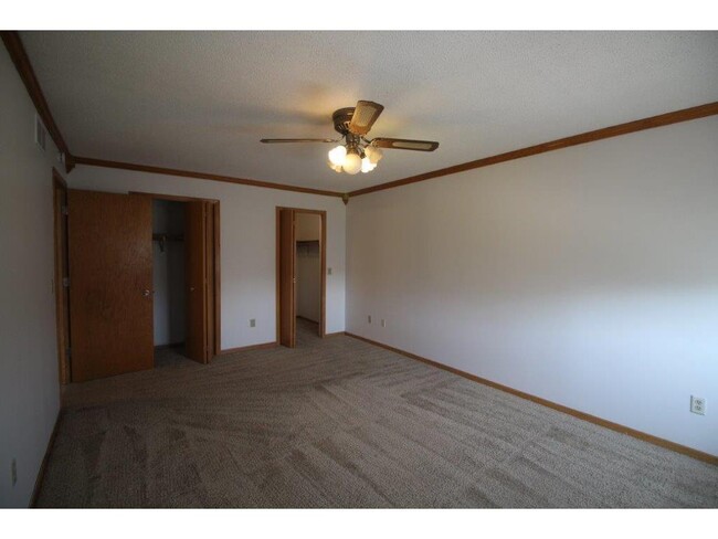 Building Photo - 13230 Meadowood Trail