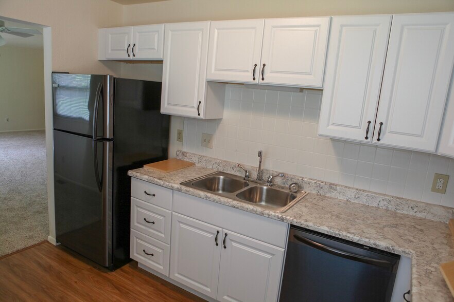 Building Photo - 5171 Green Trace Ln