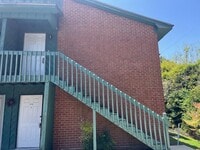 Building Photo - 500 Grant St
