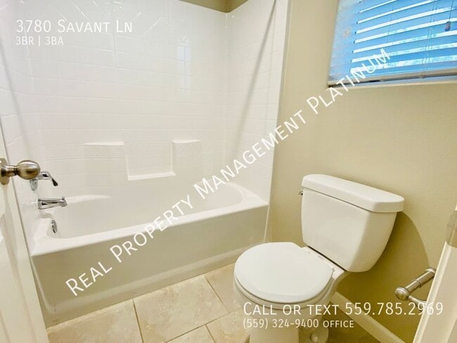 Building Photo - 3780 Savant Ln