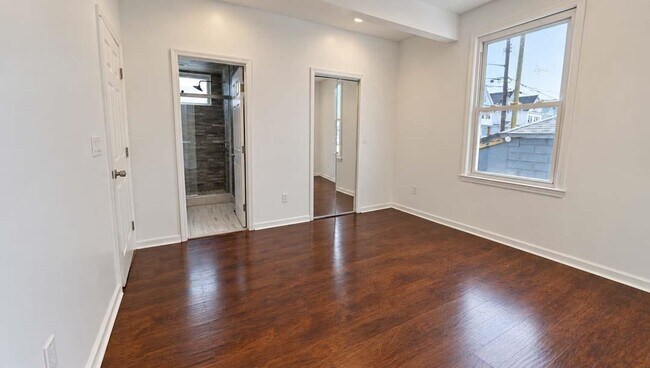 Building Photo - 275 Avenue A
