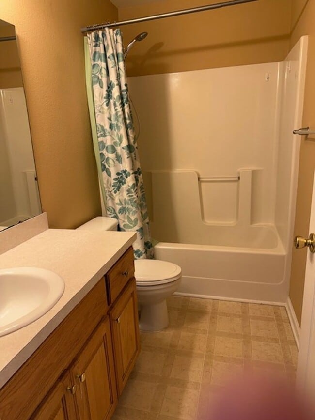 Building Photo - 3Br 2Ba House for Rent