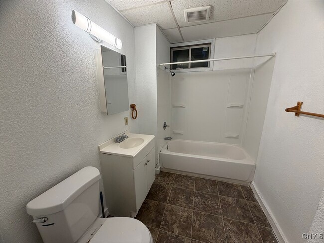 Building Photo - 1208 City St