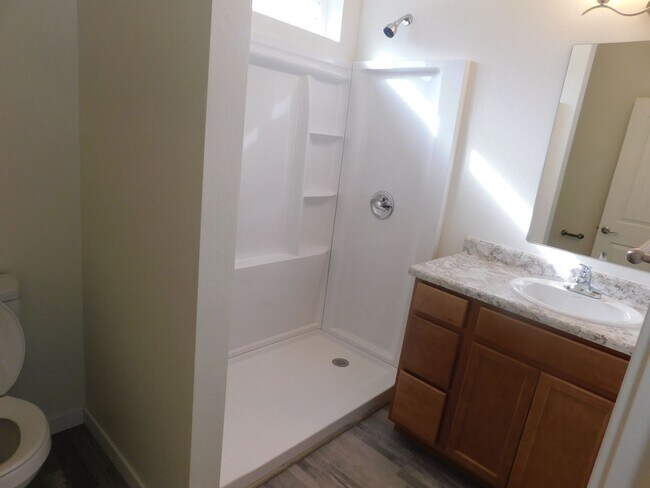 Building Photo - 2 Bed/2 Bath New Construction