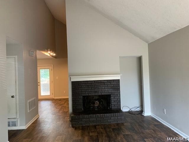 Building Photo - 28 Rosewood Ct