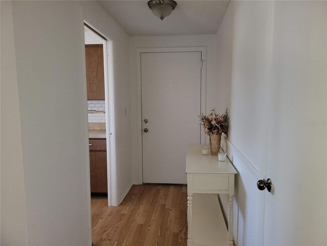 Building Photo - 6430 Lomand Ave