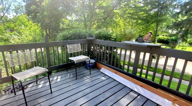 Building Photo - Three Bedroom Home for Rent on the Northsi...
