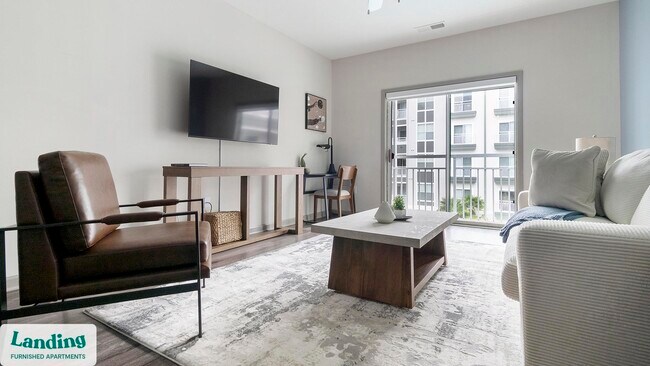 Building Photo - 900 E Six Forks Rd