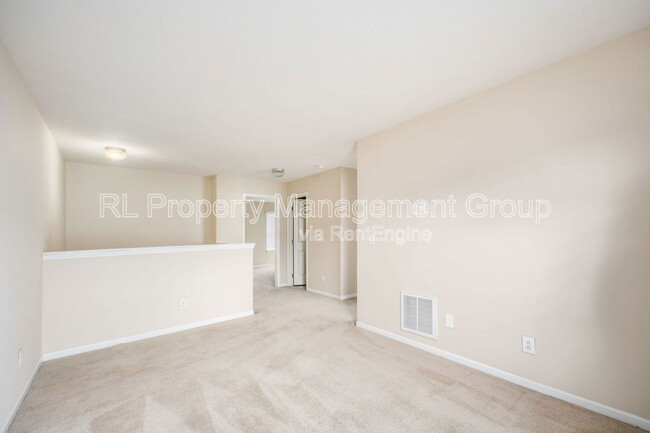 Building Photo - 1273 Grove Dr
