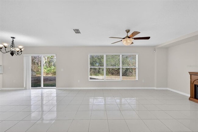 Building Photo - 413 Country Cottage Ln