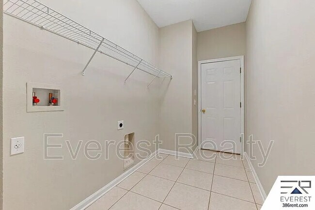 Building Photo - 47 Bassett Ln
