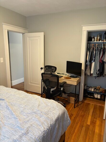 Building Photo - 51 Algonquin Rd