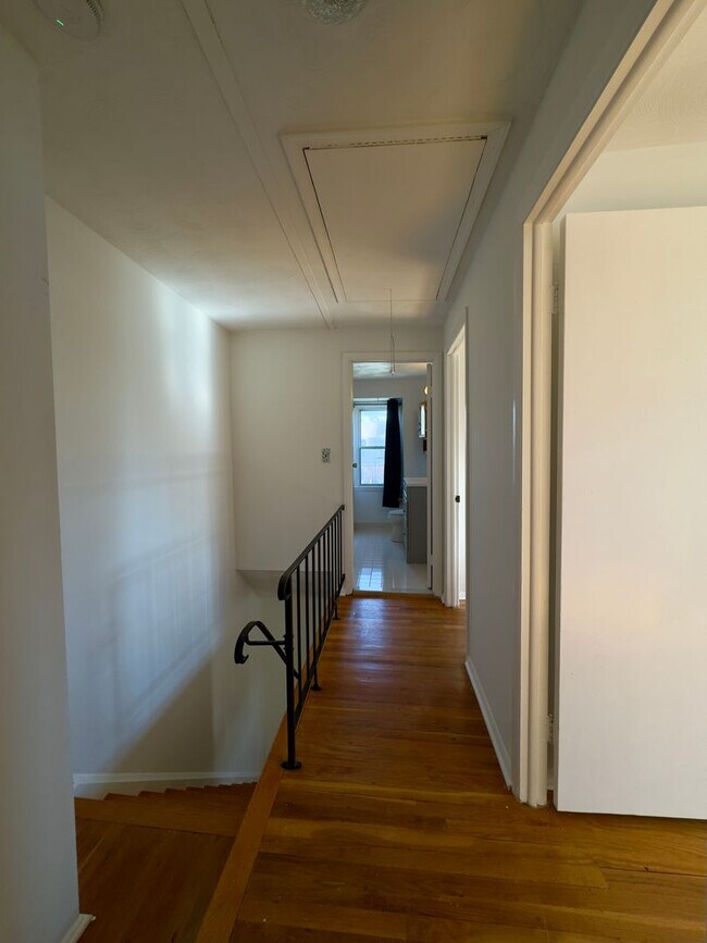 Building Photo - Charming 3 Bedroom/2 Bathroom Townhome in Rosedale, MD!