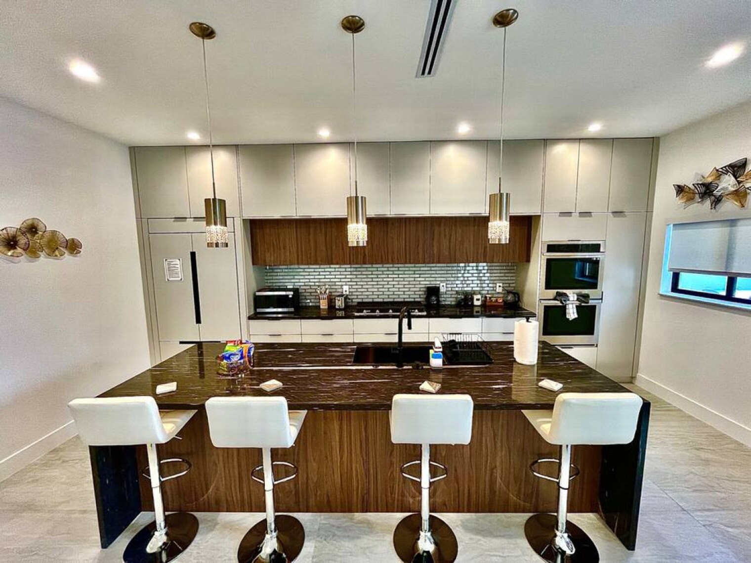 Building Photo - 1620 NE 6th St