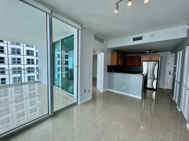 Building Photo - 300 S Biscayne Blvd