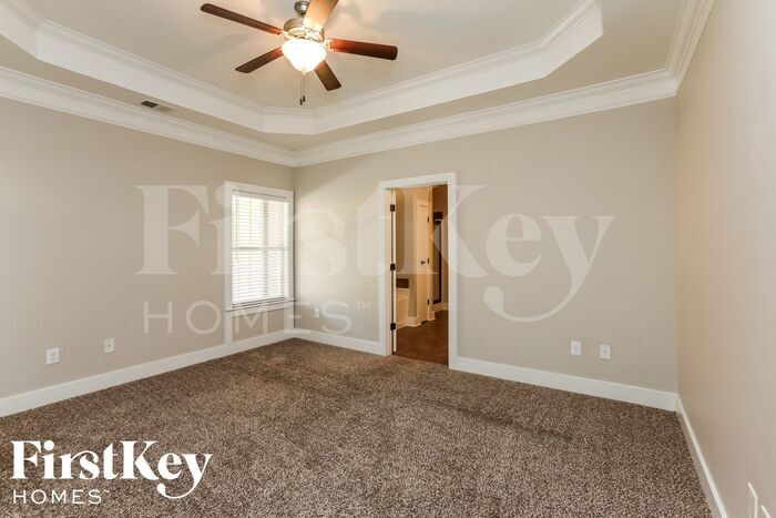 Building Photo - 5541 Timber Leaf Trail