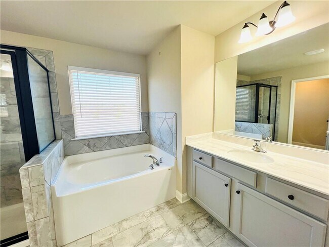 Building Photo - 3728 Southfield Ct